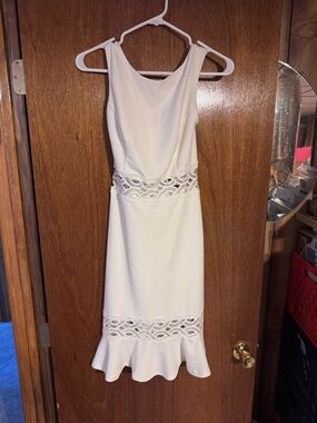 Lulu's Cream Sleeveless Lace-Trim Midi Dress